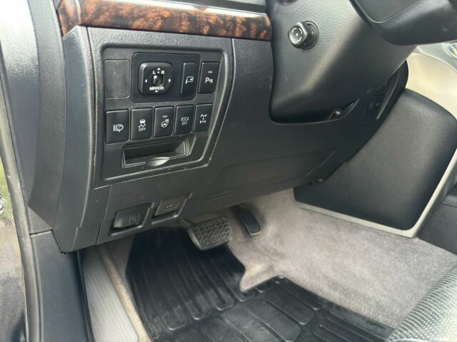 Черный Тойота Ленд Крузер 200, объемом двигателя 4.5 л и пробегом 200 тыс. км за 36500 $, фото 13 на Automoto.ua