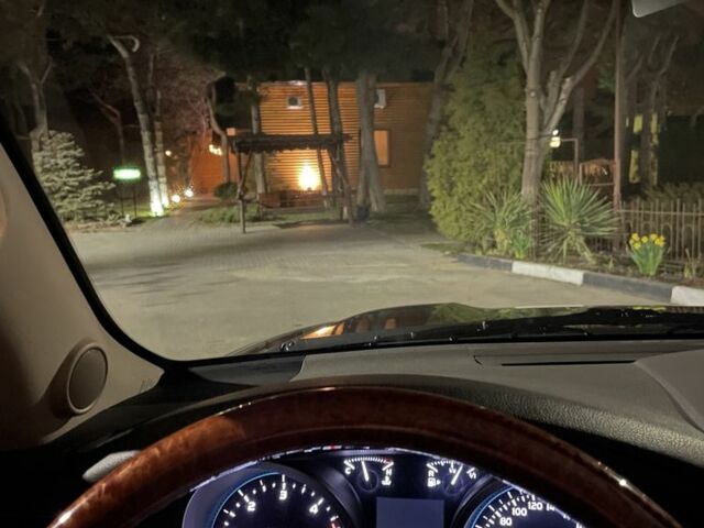 Черный Тойота Ленд Крузер 200, объемом двигателя 4.5 л и пробегом 107 тыс. км за 1074 $, фото 1 на Automoto.ua