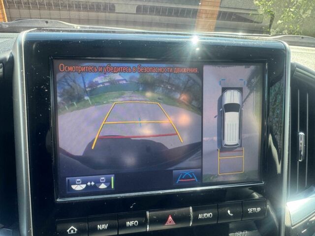 Черный Тойота Ленд Крузер 200, объемом двигателя 4.5 л и пробегом 217 тыс. км за 46400 $, фото 13 на Automoto.ua