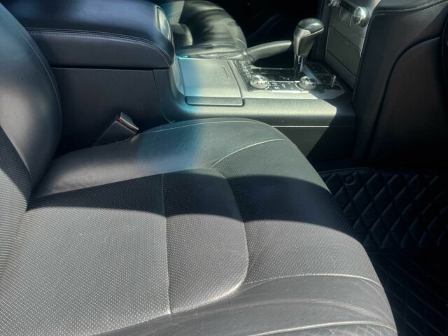 Черный Тойота Ленд Крузер 200, объемом двигателя 4.5 л и пробегом 217 тыс. км за 46400 $, фото 11 на Automoto.ua