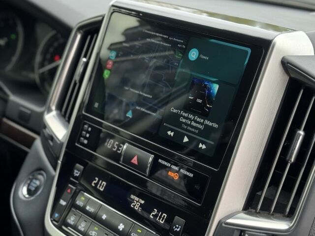 Черный Тойота Ленд Крузер 200, объемом двигателя 4.5 л и пробегом 113 тыс. км за 55000 $, фото 5 на Automoto.ua