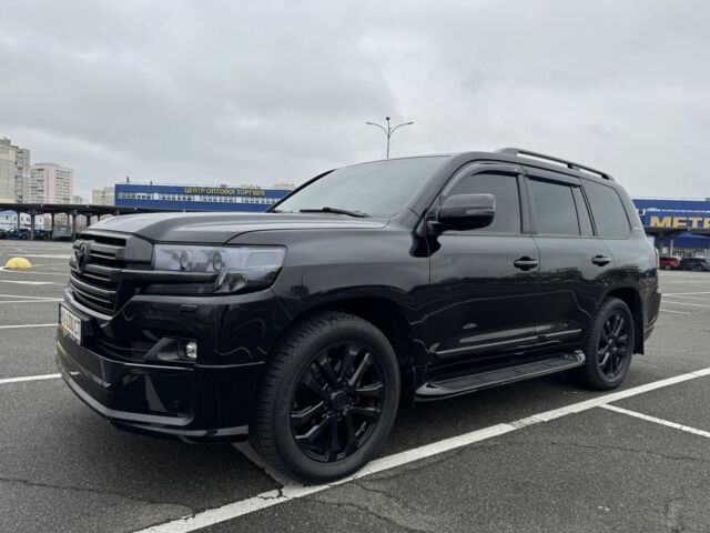 Черный Тойота Ленд Крузер 200, объемом двигателя 4.6 л и пробегом 115 тыс. км за 51900 $, фото 9 на Automoto.ua