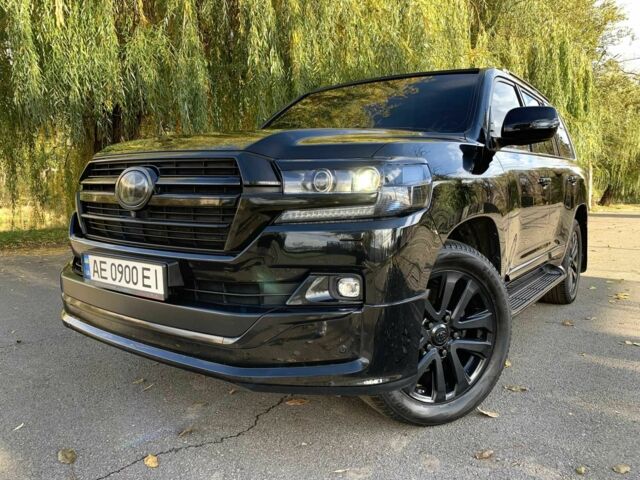 Черный Тойота Ленд Крузер 200, объемом двигателя 4.5 л и пробегом 190 тыс. км за 58888 $, фото 8 на Automoto.ua