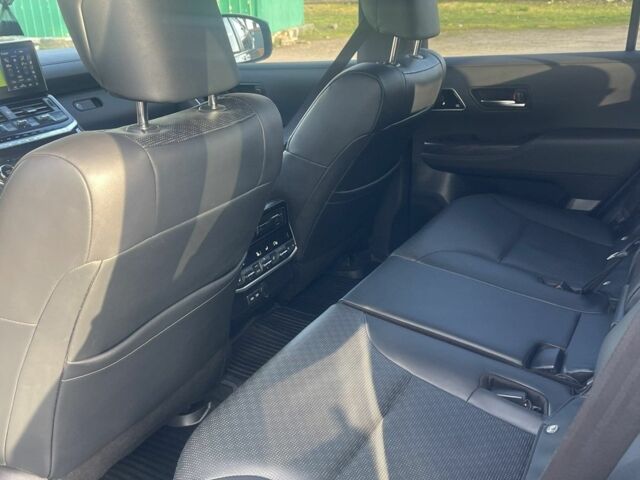 Чорний Тойота Ленд Крузер 200, об'ємом двигуна 3 л та пробігом 120 тис. км за 81000 $, фото 7 на Automoto.ua