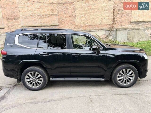 Черный Тойота Ленд Крузер 200, объемом двигателя 3.3 л и пробегом 154 тыс. км за 69890 $, фото 11 на Automoto.ua