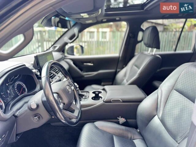 Черный Тойота Ленд Крузер 200, объемом двигателя 3.3 л и пробегом 154 тыс. км за 72990 $, фото 13 на Automoto.ua