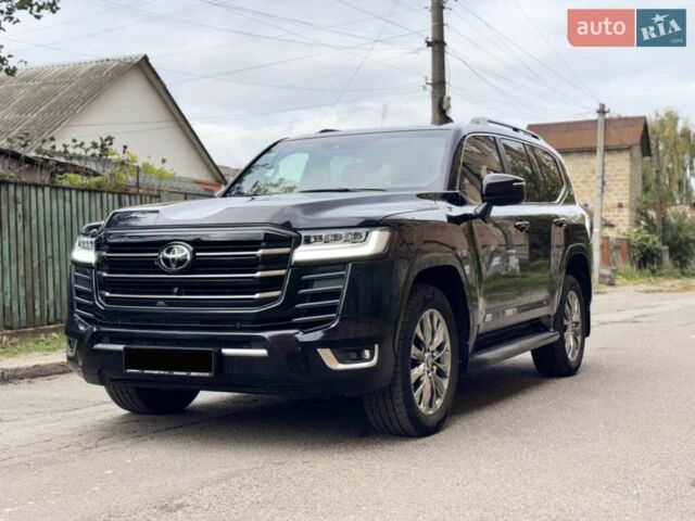 Черный Тойота Ленд Крузер 200, объемом двигателя 3.3 л и пробегом 154 тыс. км за 69890 $, фото 2 на Automoto.ua