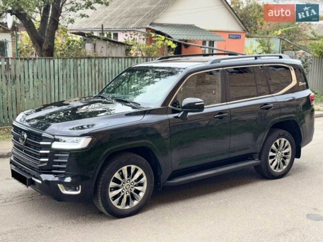 Черный Тойота Ленд Крузер 200, объемом двигателя 3.3 л и пробегом 154 тыс. км за 69890 $, фото 3 на Automoto.ua