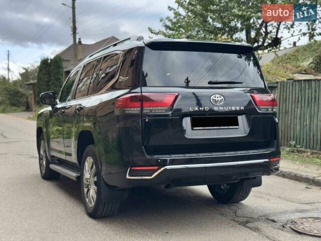 Черный Тойота Ленд Крузер 200, объемом двигателя 3.3 л и пробегом 154 тыс. км за 69890 $, фото 6 на Automoto.ua