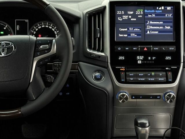 Коричневый Тойота Ленд Крузер 200, объемом двигателя 4.5 л и пробегом 250 тыс. км за 1254 $, фото 8 на Automoto.ua