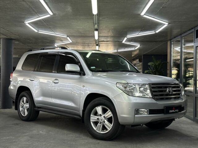 Сірий Тойота Ленд Крузер 200, об'ємом двигуна 4.5 л та пробігом 340 тис. км за 23900 $, фото 2 на Automoto.ua