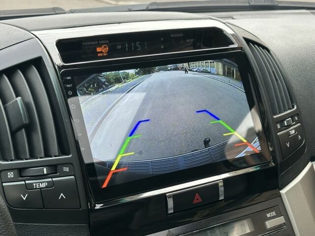 Серый Тойота Ленд Крузер 200, объемом двигателя 4.6 л и пробегом 213 тыс. км за 24000 $, фото 23 на Automoto.ua