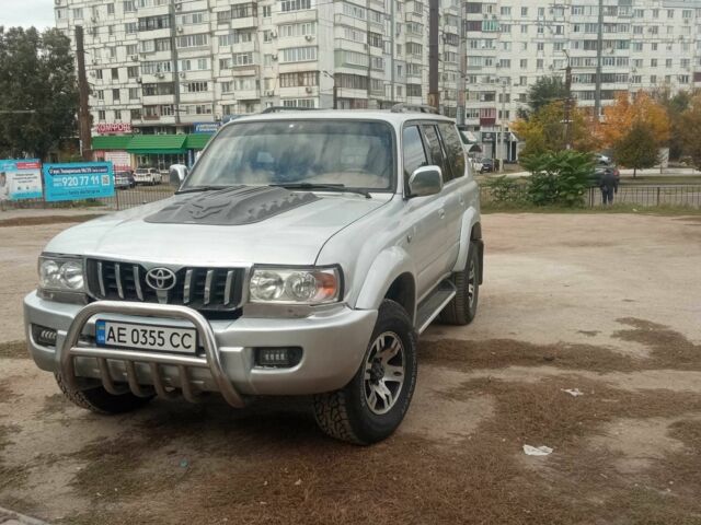 Серый Тойота Ленд Крузер 80, объемом двигателя 2.8 л и пробегом 120 тыс. км за 5236 $, фото 1 на Automoto.ua