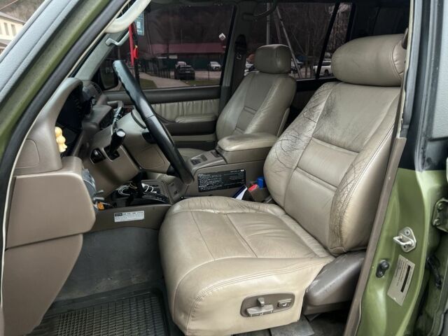 Зеленый Тойота Ленд Крузер 80, объемом двигателя 4.5 л и пробегом 300 тыс. км за 17500 $, фото 15 на Automoto.ua