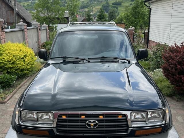 Зеленый Тойота Ленд Крузер 80, объемом двигателя 4.5 л и пробегом 374 тыс. км за 16500 $, фото 3 на Automoto.ua