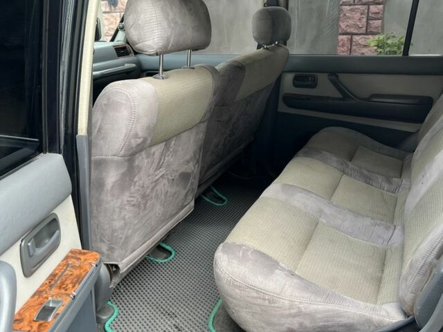 Зеленый Тойота Ленд Крузер 80, объемом двигателя 4.5 л и пробегом 374 тыс. км за 16500 $, фото 10 на Automoto.ua