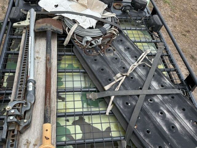 Зеленый Тойота Ленд Крузер 80, объемом двигателя 4.2 л и пробегом 90 тыс. км за 16000 $, фото 9 на Automoto.ua