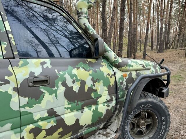 Зеленый Тойота Ленд Крузер 80, объемом двигателя 4.2 л и пробегом 90 тыс. км за 16000 $, фото 2 на Automoto.ua