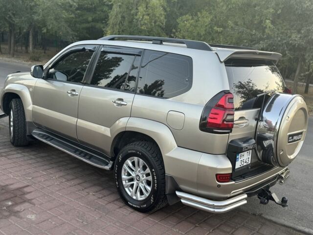 Бежевий Тойота Ленд Крузер Прадо 120, об'ємом двигуна 4 л та пробігом 304 тис. км за 13300 $, фото 8 на Automoto.ua