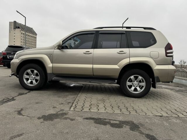 Бежевый Тойота Ленд Крузер Прадо 120, объемом двигателя 3 л и пробегом 200 тыс. км за 18700 $, фото 1 на Automoto.ua