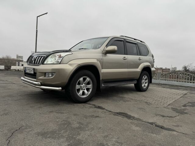 Бежевый Тойота Ленд Крузер Прадо 120, объемом двигателя 3 л и пробегом 200 тыс. км за 18700 $, фото 11 на Automoto.ua