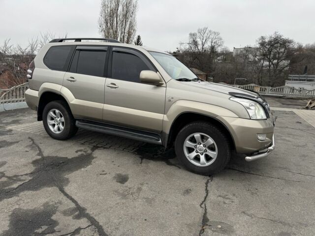 Бежевый Тойота Ленд Крузер Прадо 120, объемом двигателя 3 л и пробегом 200 тыс. км за 18700 $, фото 9 на Automoto.ua