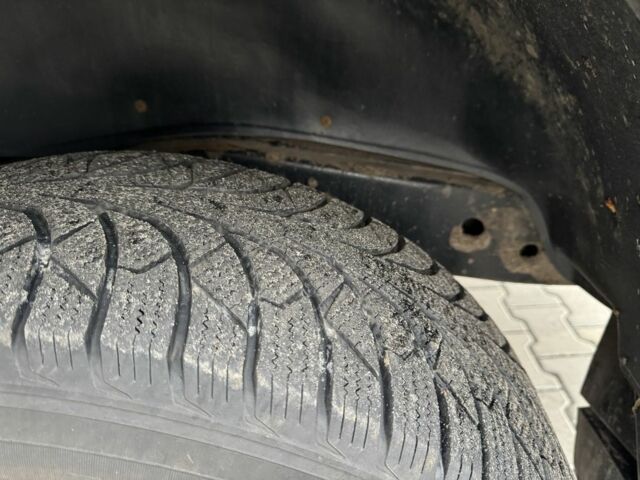 Бежевый Тойота Ленд Крузер Прадо 120, объемом двигателя 3 л и пробегом 200 тыс. км за 18700 $, фото 18 на Automoto.ua