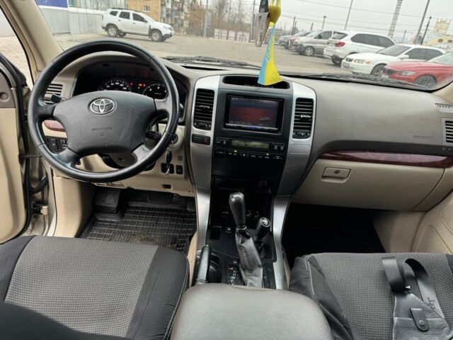 Бежевый Тойота Ленд Крузер Прадо 120, объемом двигателя 3 л и пробегом 200 тыс. км за 18700 $, фото 15 на Automoto.ua