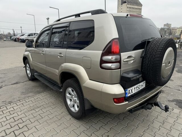 Бежевый Тойота Ленд Крузер Прадо 120, объемом двигателя 3 л и пробегом 200 тыс. км за 18700 $, фото 8 на Automoto.ua