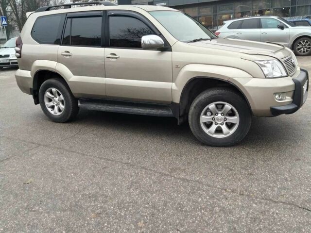Бежевий Тойота Ленд Крузер Прадо 120, об'ємом двигуна 4 л та пробігом 330 тис. км за 12500 $, фото 2 на Automoto.ua