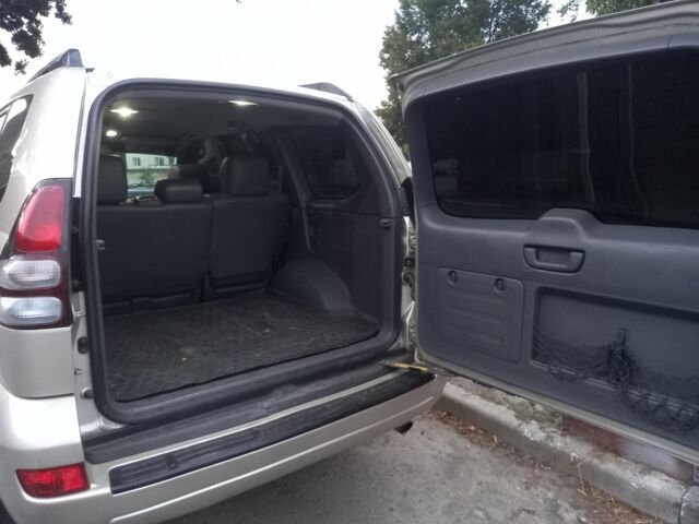 Бежевий Тойота Ленд Крузер Прадо 120, об'ємом двигуна 4 л та пробігом 2 тис. км за 13000 $, фото 4 на Automoto.ua