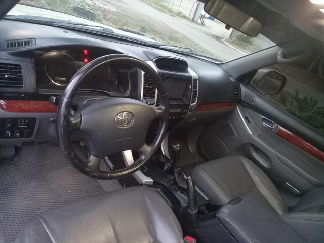 Бежевий Тойота Ленд Крузер Прадо 120, об'ємом двигуна 4 л та пробігом 2 тис. км за 13000 $, фото 5 на Automoto.ua