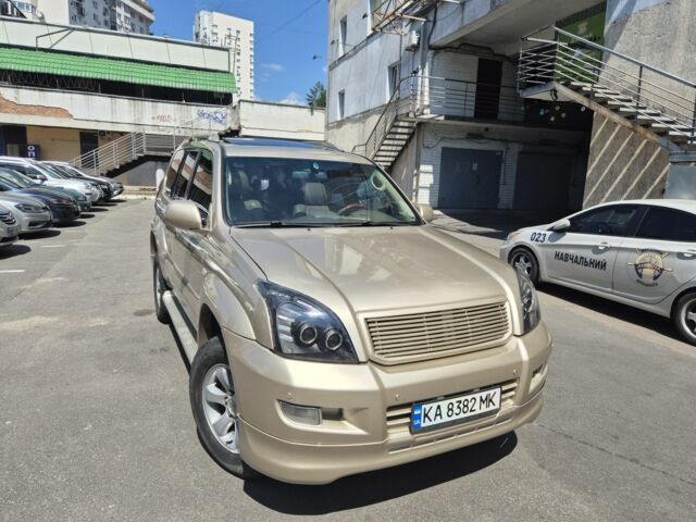 Бежевый Тойота Ленд Крузер Прадо 120, объемом двигателя 4 л и пробегом 315 тыс. км за 11400 $, фото 7 на Automoto.ua