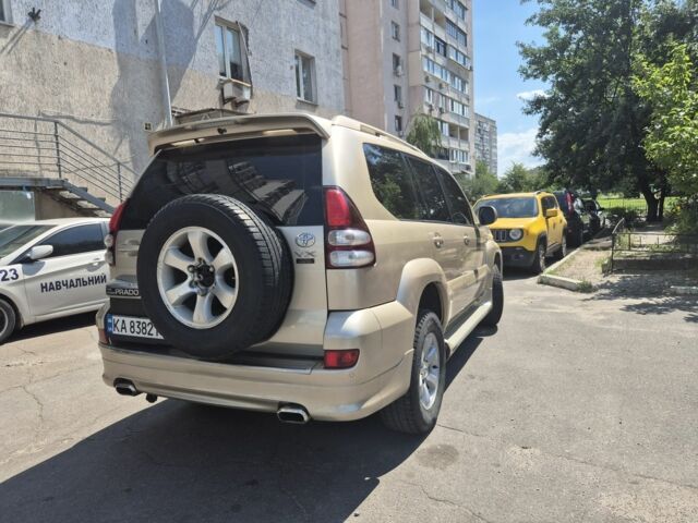 Бежевый Тойота Ленд Крузер Прадо 120, объемом двигателя 4 л и пробегом 315 тыс. км за 11400 $, фото 6 на Automoto.ua