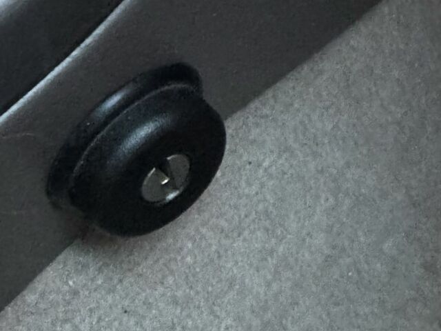 Бежевый Тойота Ленд Крузер Прадо 120, объемом двигателя 2.7 л и пробегом 156 тыс. км за 12300 $, фото 13 на Automoto.ua