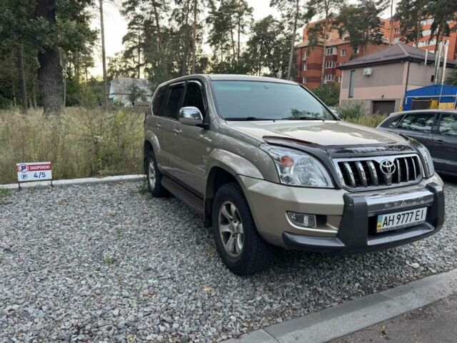 Бежевый Тойота Ленд Крузер Прадо 120, объемом двигателя 2.7 л и пробегом 156 тыс. км за 12300 $, фото 2 на Automoto.ua