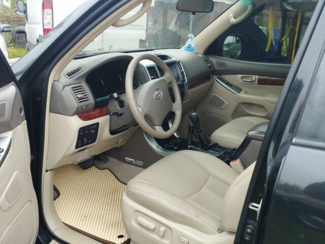 Черный Тойота Ленд Крузер Прадо 120, объемом двигателя 3 л и пробегом 285 тыс. км за 10000 $, фото 5 на Automoto.ua