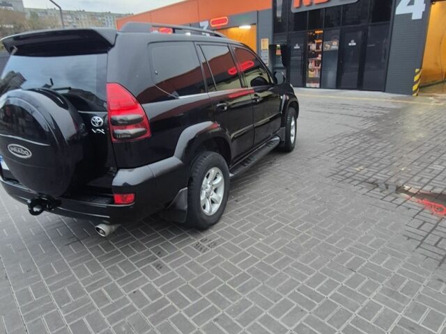 Тойота Ленд Крузер Прадо 120 2003 у Харкові на Automoto.ua Чорний Тойота Ленд Крузер Прадо 120, об'ємом двигуна 4 л та пробігом 320 тис. км за 12400 $, фото 2 на Automoto.ua