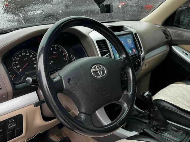 Черный Тойота Ленд Крузер Прадо 120, объемом двигателя 2.7 л и пробегом 293 тыс. км за 7890 $, фото 13 на Automoto.ua