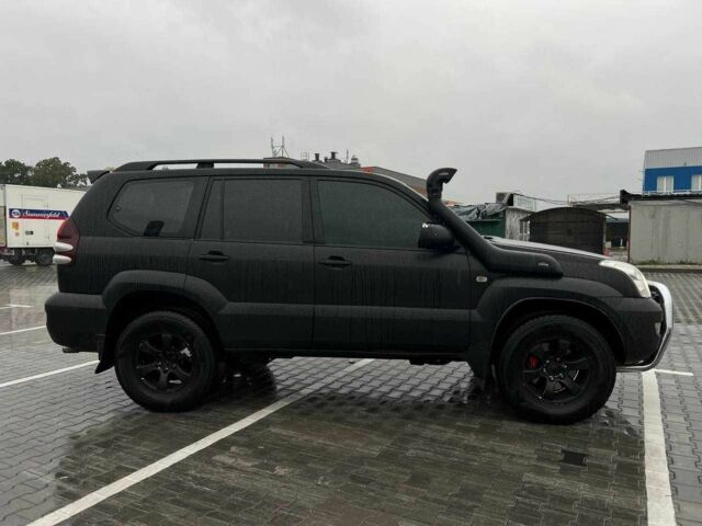 Черный Тойота Ленд Крузер Прадо 120, объемом двигателя 2.7 л и пробегом 293 тыс. км за 7890 $, фото 4 на Automoto.ua