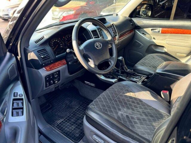 Черный Тойота Ленд Крузер Прадо 120, объемом двигателя 4 л и пробегом 322 тыс. км за 14200 $, фото 9 на Automoto.ua