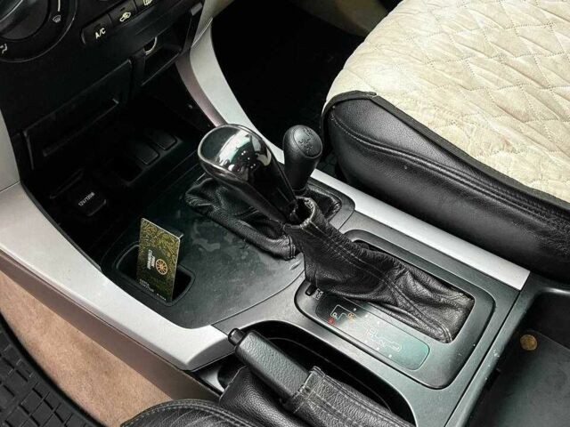 Черный Тойота Ленд Крузер Прадо 120, объемом двигателя 2.7 л и пробегом 293 тыс. км за 7890 $, фото 17 на Automoto.ua