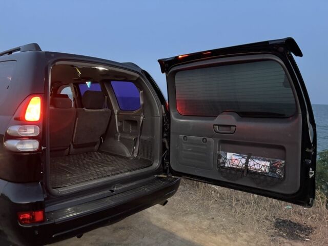 Черный Тойота Ленд Крузер Прадо 120, объемом двигателя 2.7 л и пробегом 314 тыс. км за 13000 $, фото 5 на Automoto.ua