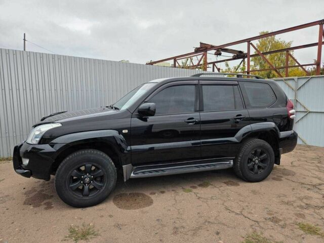 Черный Тойота Ленд Крузер Прадо 120, объемом двигателя 2.7 л и пробегом 323 тыс. км за 12500 $, фото 1 на Automoto.ua