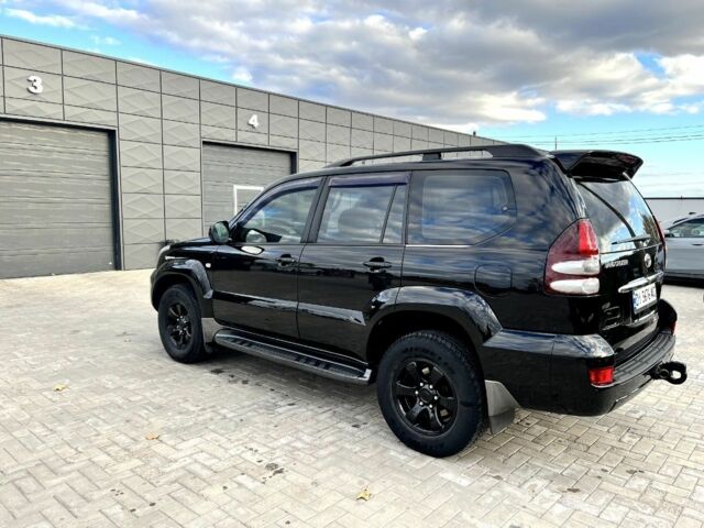 Черный Тойота Ленд Крузер Прадо 120, объемом двигателя 4 л и пробегом 235 тыс. км за 16000 $, фото 2 на Automoto.ua