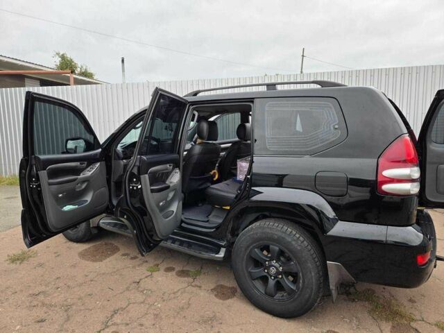 Черный Тойота Ленд Крузер Прадо 120, объемом двигателя 2.7 л и пробегом 323 тыс. км за 12500 $, фото 5 на Automoto.ua