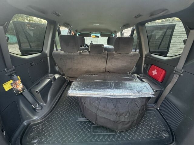 Тойота Ленд Крузер Прадо 120 2005 у Харкові на Automoto.ua Чорний Тойота Ленд Крузер Прадо 120, об'ємом двигуна 2.7 л та пробігом 326 тис. км за 14500 $, фото 16 на Automoto.ua