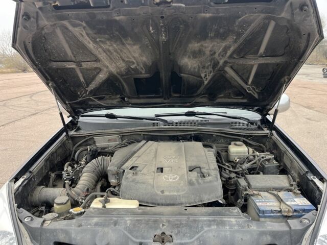 Черный Тойота Ленд Крузер Прадо 120, объемом двигателя 4 л и пробегом 491 тыс. км за 12000 $, фото 16 на Automoto.ua