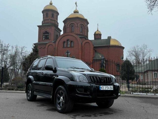 Черный Тойота Ленд Крузер Прадо 120, объемом двигателя 2.7 л и пробегом 221 тыс. км за 11999 $, фото 1 на Automoto.ua