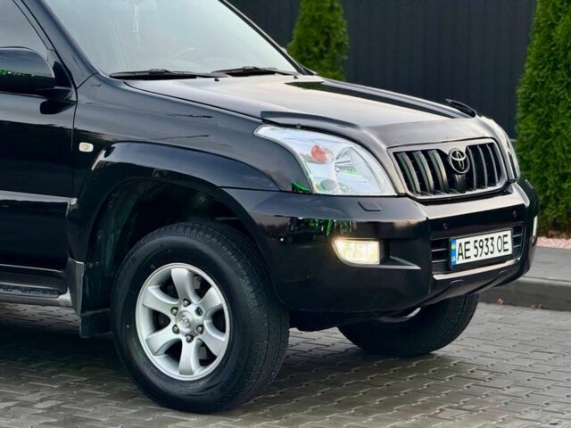 Чорний Тойота Ленд Крузер Прадо 120, об'ємом двигуна 4 л та пробігом 214 тис. км за 15999 $, фото 8 на Automoto.ua